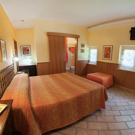 לינה וארוחת בוקר Myosotis